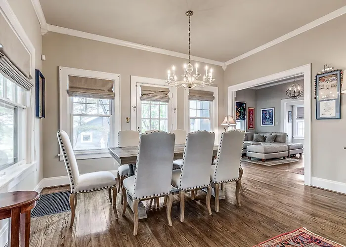 Stylish 4br In