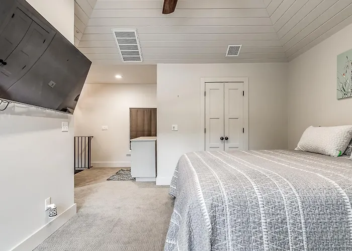Сasa de vacaciones Stylish 4br In